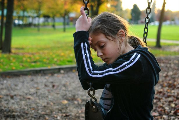 Депрессия и подавленное состояние у подростков с расстройством аутичного спектра